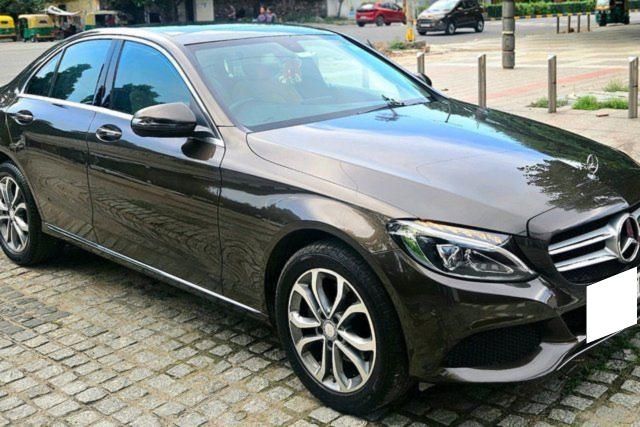 Second-hand 2017 Mercedes-Benz C-Class C 220 CDI Avantgarde for sale in New Delhi