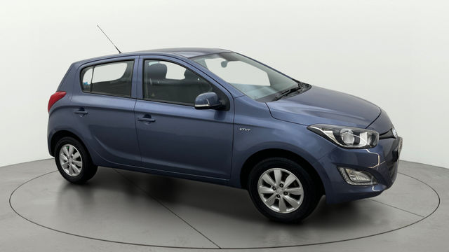 Second-hand 2014 Hyundai i20 स्पोर्टज़ 1.2 for sale in Bangalore