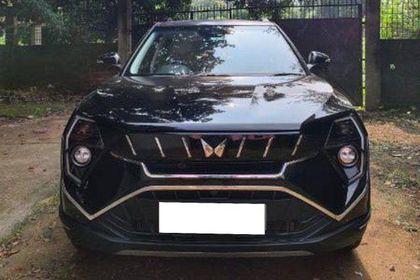2025 Mahindra XUV 3XO AX7 L Turbo