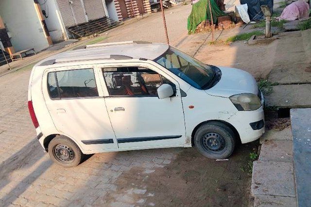 Maruti Suzuki Wagon R VXI Optional Second-hand 2015 Maruti Suzuki Wagon R VXI Optional for sale in Mainpuri