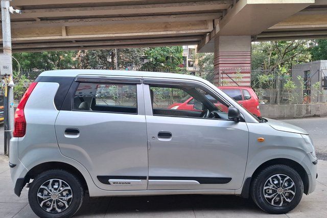 Second-hand 2021 Maruti Suzuki Wagon R सीएनजी एलएक्सआई Opt for sale in Mumbai
