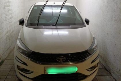 2022 Tata Tiago NRG XZA AMT बीएस6