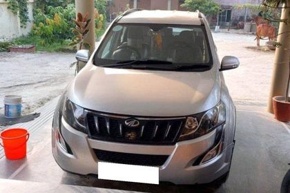2015 Mahindra XUV500 W11 FWD Diesel