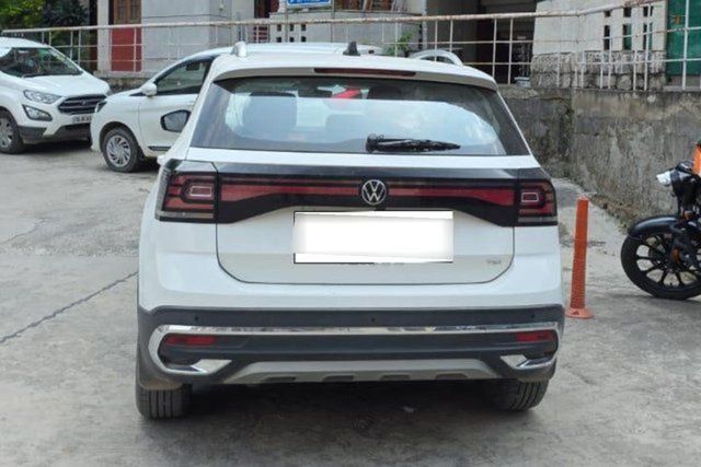 Volkswagen Taigun 1.0 Highline AT Second-hand 2025 Volkswagen Taigun 1.0 Highline AT for sale in New Delhi