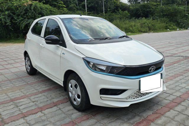 Tata Tiago EV XT LR Second-hand 2023 Tata Tiago EV XT LR for sale in New Delhi