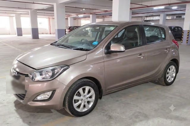 Hyundai i20 एस्टा 1.2 Second-hand 2014 Hyundai i20 एस्टा 1.2 for sale in Noida
