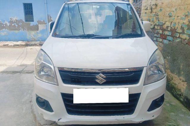Maruti Suzuki Wagon R AMT VXI Second-hand 2016 Maruti Suzuki Wagon R AMT VXI for sale in Agra