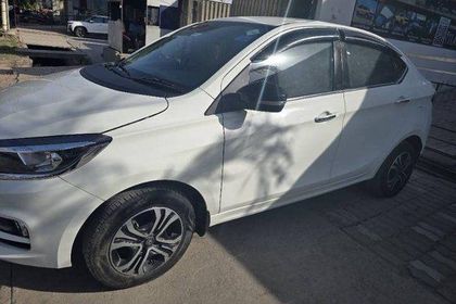 2024 Tata Tigor XZA प्लस AMT सीएनजी
