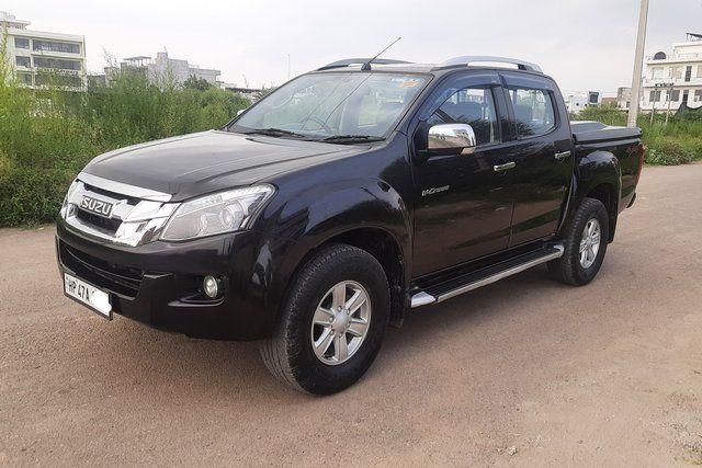 Isuzu D-Max 4X4 Second-hand 2017 Isuzu D-Max 4X4 for sale in Chandigarh