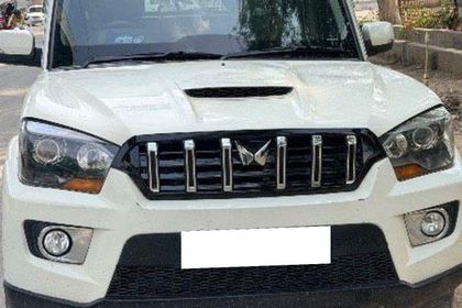 2017 Mahindra Scorpio S10 7 Seater 2WD