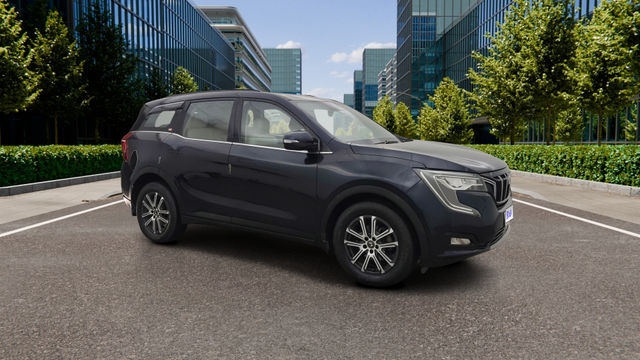 Second-hand 2022 Mahindra XUV700 AX7 AT Luxury Pack BSVI for sale in Pune