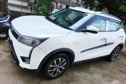 2021 Mahindra XUV300 W4 डीजल बीएस6