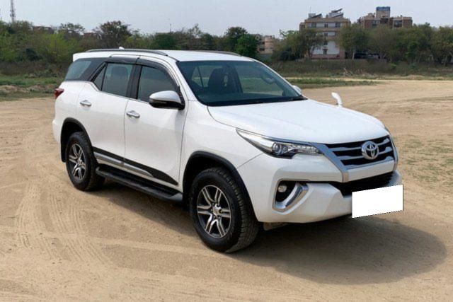Toyota Fortuner 2.8 2WD MT Second-hand 2020 Toyota Fortuner 2.8 2WD MT for sale in New Delhi