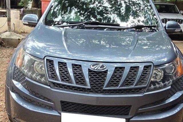 Mahindra XUV500 W6 2WD Second-hand 2014 Mahindra XUV500 W6 2WD for sale in Pune