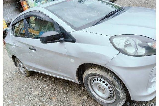 Second-hand 2014 Honda Amaze E i-Dtech for sale in Rudrapur