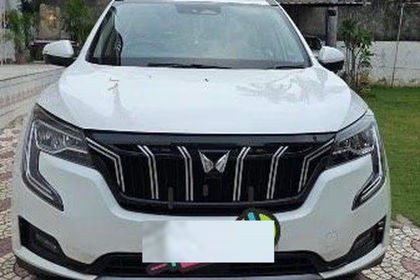2022 महिंद्रा एक्सयूवी700 AX7 Diesel BSVI