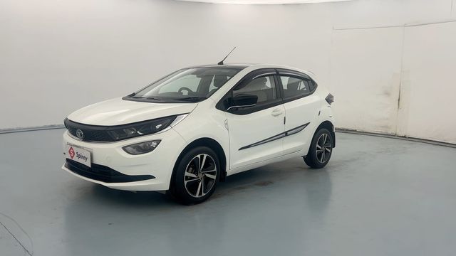 Second-hand 2022 Tata Altroz XZ Diesel for sale in Lucknow