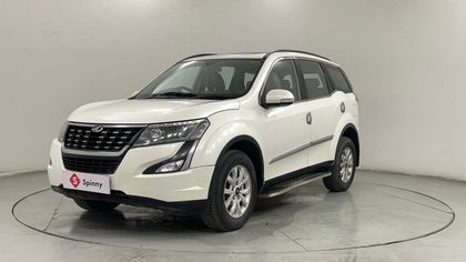 2019 Mahindra XUV500 W9 2WD