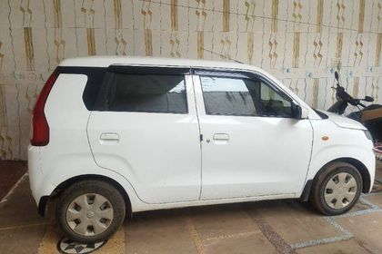2023 Maruti Suzuki Wagon R वीएक्सआई सीएनजी