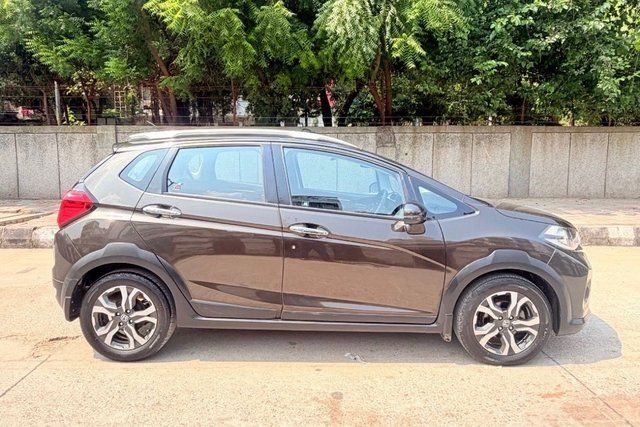 Honda WR-V i-DTEC VX Second-hand 2017 Honda WR-V i-DTEC VX for sale in New Delhi