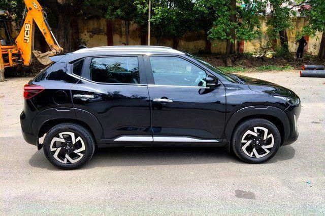 Nissan Magnite Turbo XV Second-hand 2024 Nissan Magnite Turbo XV for sale in New Delhi