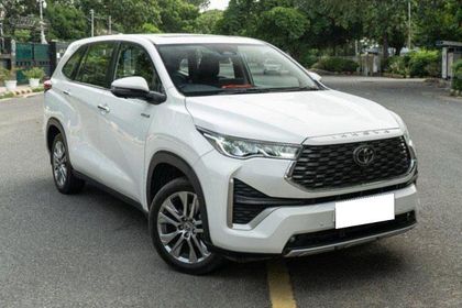 2023 Toyota Innova Hycross जेडएक्स हाइब्रिड