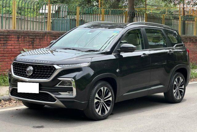 Second-hand 2022 MG Hector Sharp CVT for sale in New Delhi