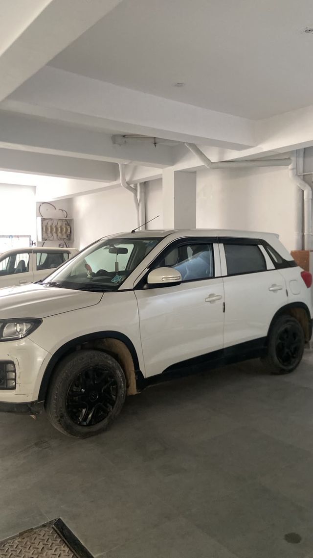 Maruti Suzuki Vitara Brezza LXI Second-hand 2021 Maruti Suzuki Vitara Brezza LXI for sale in Gurgaon