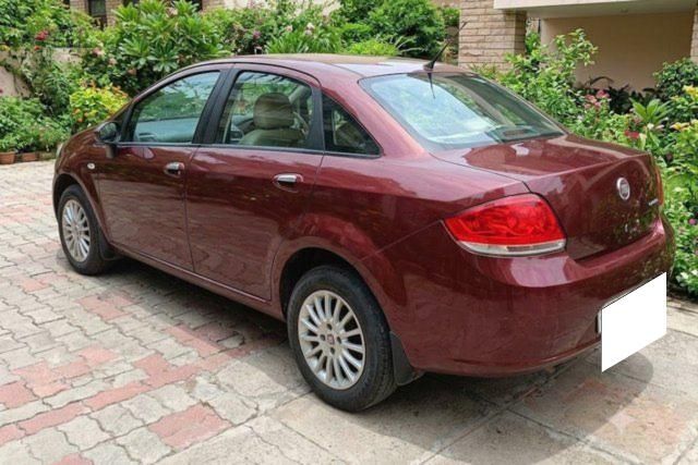 Fiat Linea 1.4 Dynamic Second-hand 2012 Fiat Linea 1.4 Dynamic for sale in Kolkata