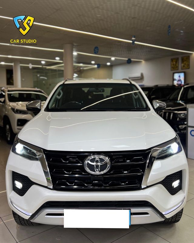 Toyota Fortuner 4X2 Diesel AT Second-hand 2024 Toyota Fortuner 4X2 Diesel AT for sale in Mohali