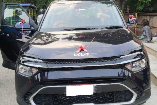Kia Carens Premium Second-hand 2024 Kia Carens Premium for sale in Ghaziabad