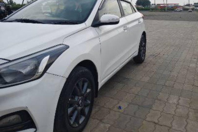 Hyundai i20 Sportz Plus Second-hand 2020 Hyundai i20 Sportz Plus for sale in Godhra