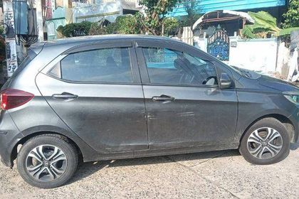 2021 Tata Tiago XZ 2020-2022