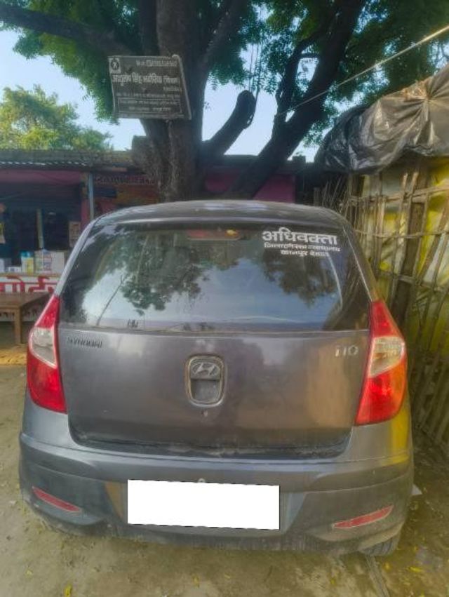 Hyundai i10 Magna Second-hand 2011 Hyundai i10 Magna for sale in Kanpur Dehat
