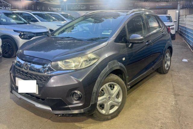 Honda WR-V i-VTEC S Second-hand 2017 Honda WR-V i-VTEC S for sale in Pune