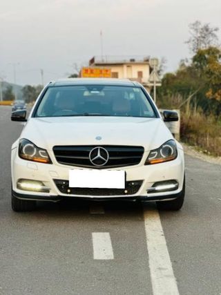Used 220 CDI AT