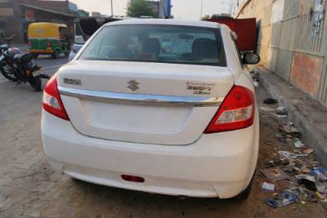 Maruti Suzuki Swift Dzire VXI Second-hand 2012 Maruti Suzuki Swift Dzire VXI for sale in Shahjahanpur