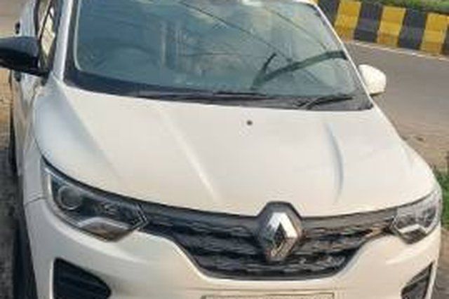 Renault Triber RXE Second-hand 2023 Renault Triber RXE for sale in Saharanpur (UP)