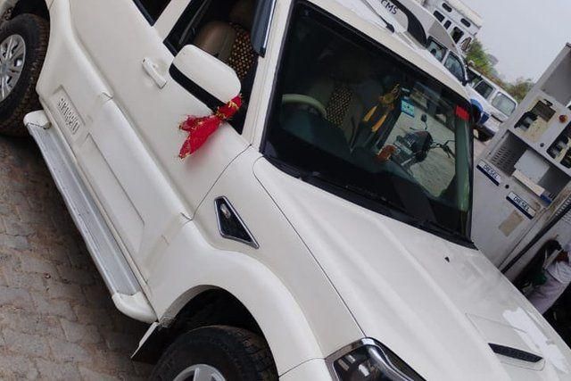 Second-hand 2019 Mahindra Scorpio S3 7 Seater for sale in Auraiya