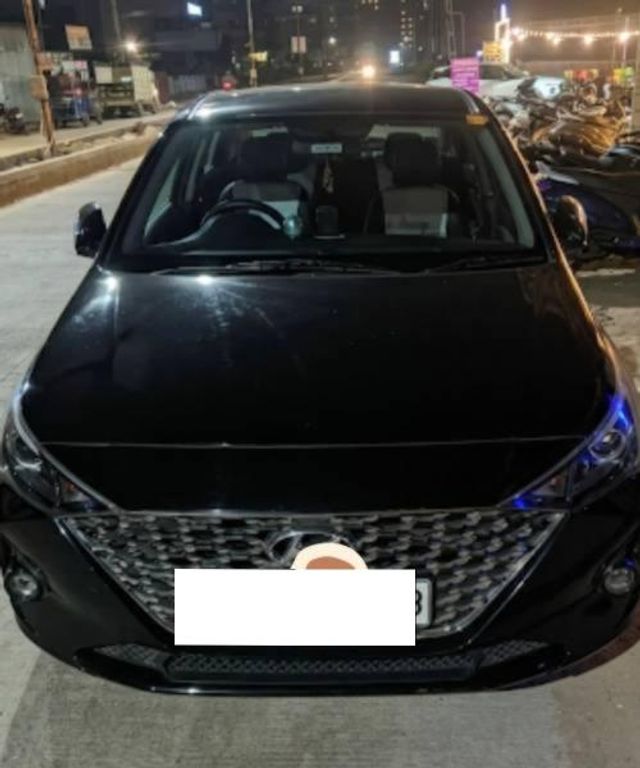 Second-hand 2018 Hyundai Verna VTVT 1.6 एसएक्स for sale in Sanand