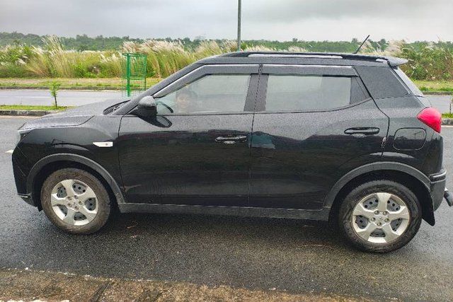 Mahindra XUV300 W6 Second-hand 2023 Mahindra XUV300 W6 for sale in Ranchi