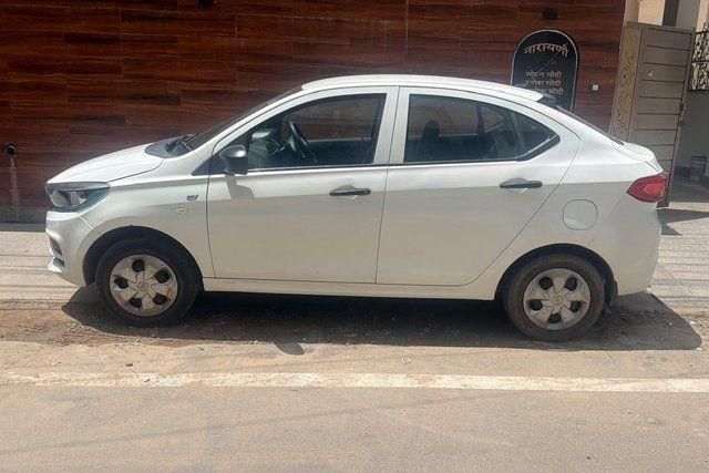Tata Tigor EV एक्सएम प्लस Second-hand 2022 Tata Tigor EV एक्सएम प्लस for sale in Jaipur