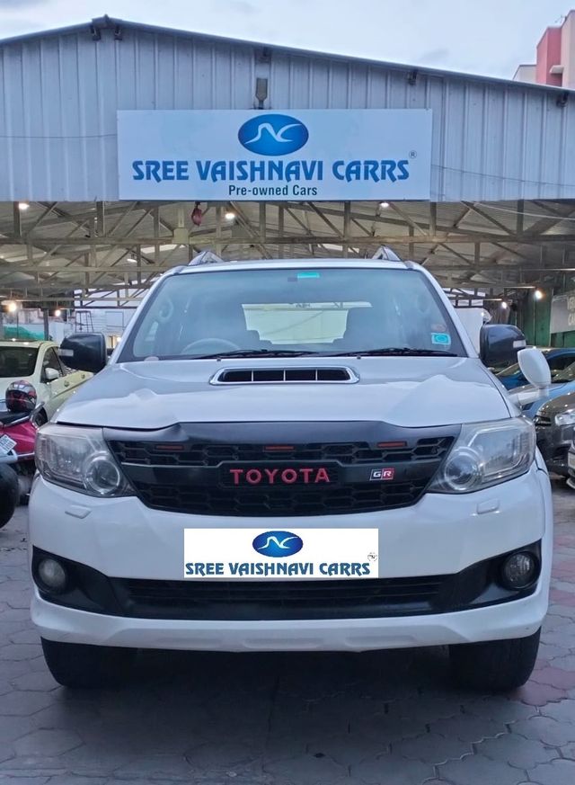 Toyota Fortuner 4x4 MT Second-hand 2013 Toyota Fortuner 4x4 MT for sale in Coimbatore
