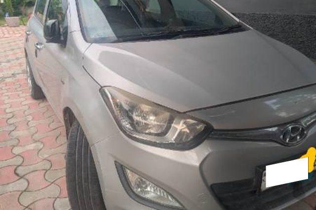 Second-hand 2012 Hyundai i20 1.2 Sportz for sale in Kangra