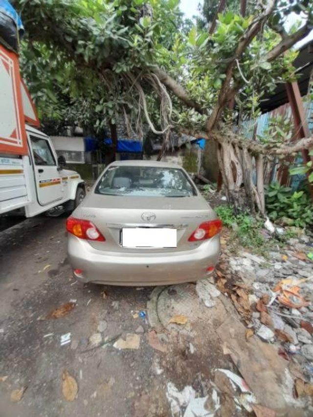 Toyota Corolla Altis G Second-hand 2011 Toyota Corolla Altis G for sale in Navi Mumbai