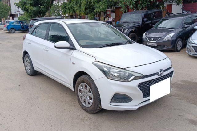 Hyundai i20 Petrol Magna Second-hand 2018 Hyundai i20 Petrol Magna for sale in Jaipur