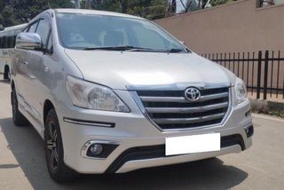 Used 2.5 G (Diesel) 7 Seater