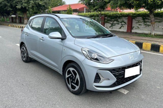 Hyundai Grand i10 Nios AMT Sportz Second-hand 2023 Hyundai Grand i10 Nios AMT Sportz for sale in New Delhi