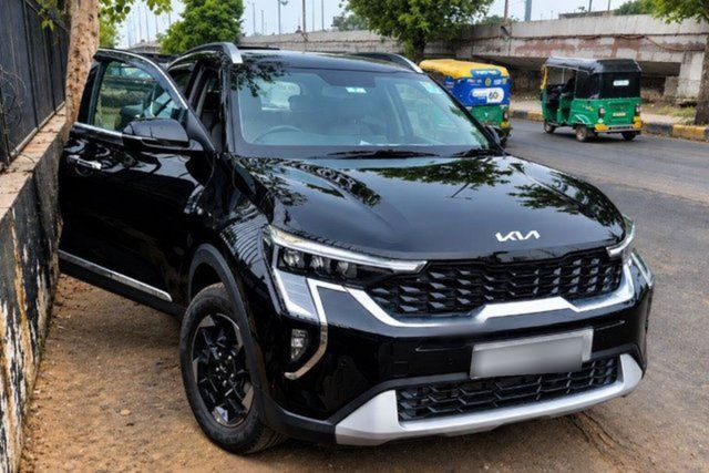 Kia Sonet एचटीएक्स डीजल Second-hand 2024 Kia Sonet एचटीएक्स डीजल for sale in Ahmedabad