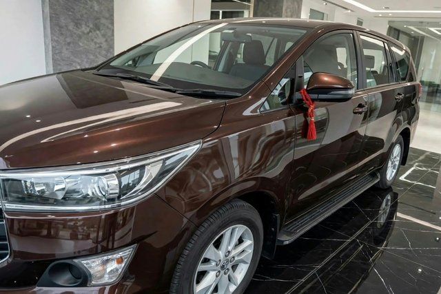 Toyota Innova Crysta 2.4 G MT 8S BSIV Second-hand 2018 Toyota Innova Crysta 2.4 G MT 8S BSIV for sale in Faridabad